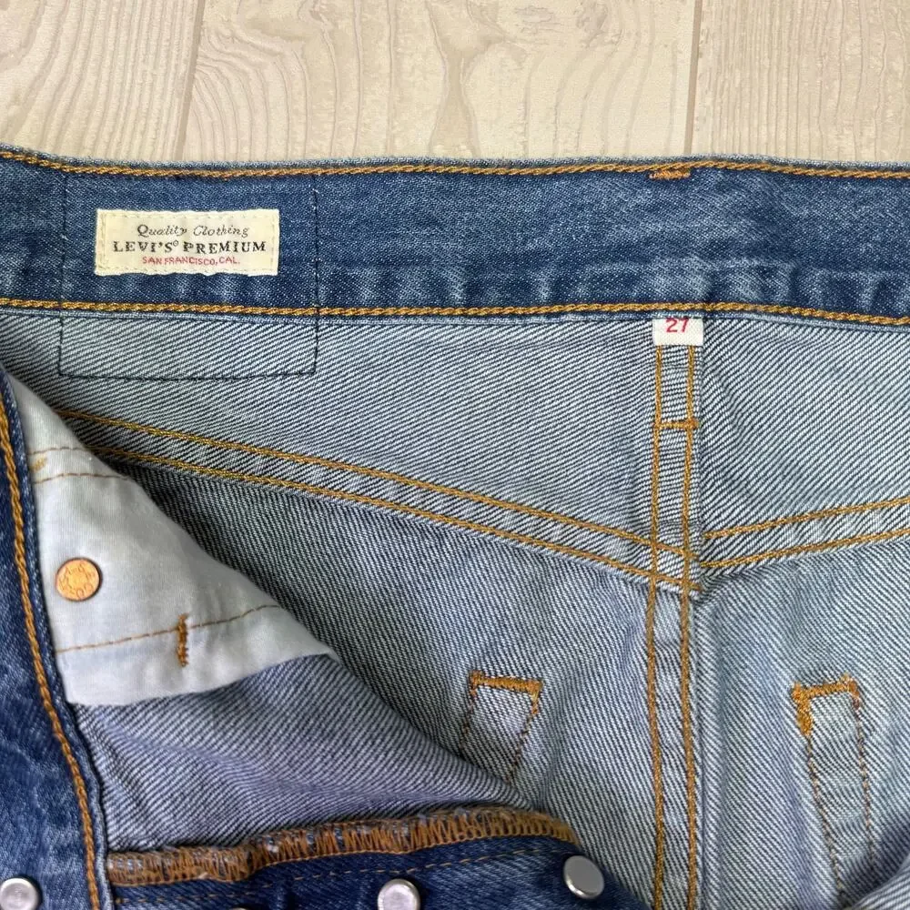 Levis elevate your